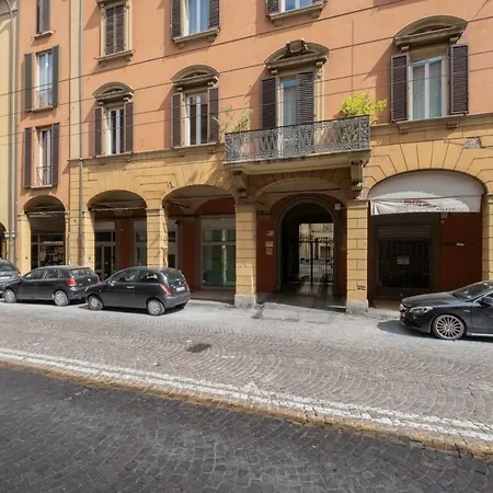 Santo Stefano Downtown